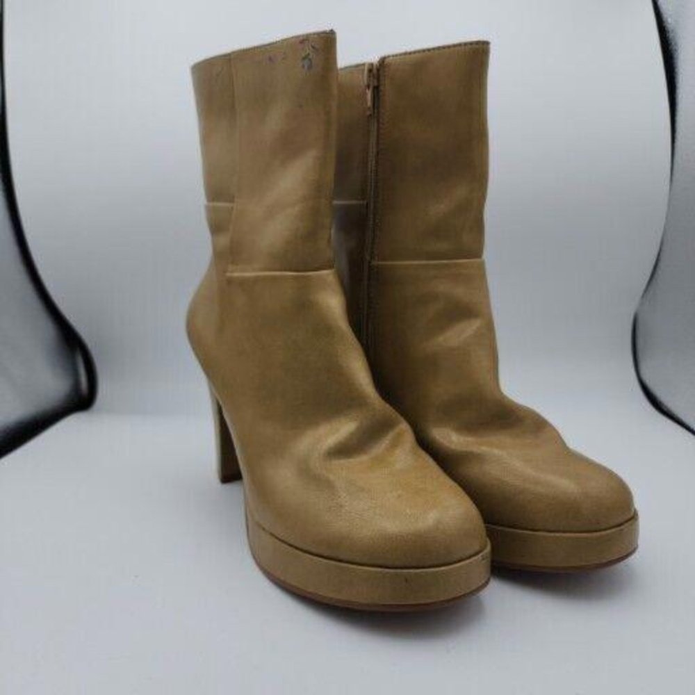 Bongo 4" Chunky Tan Heeled Boot Womens Size 8.5M